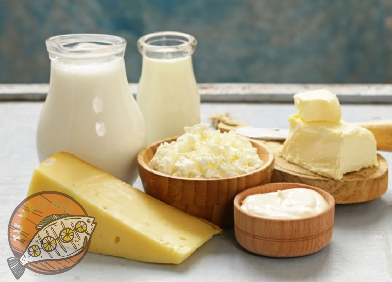 Nguyên liệu để làm sữa chua phô mai gồm có: Sữa tươi, sữa đặc, sữa chua cái, phô mai